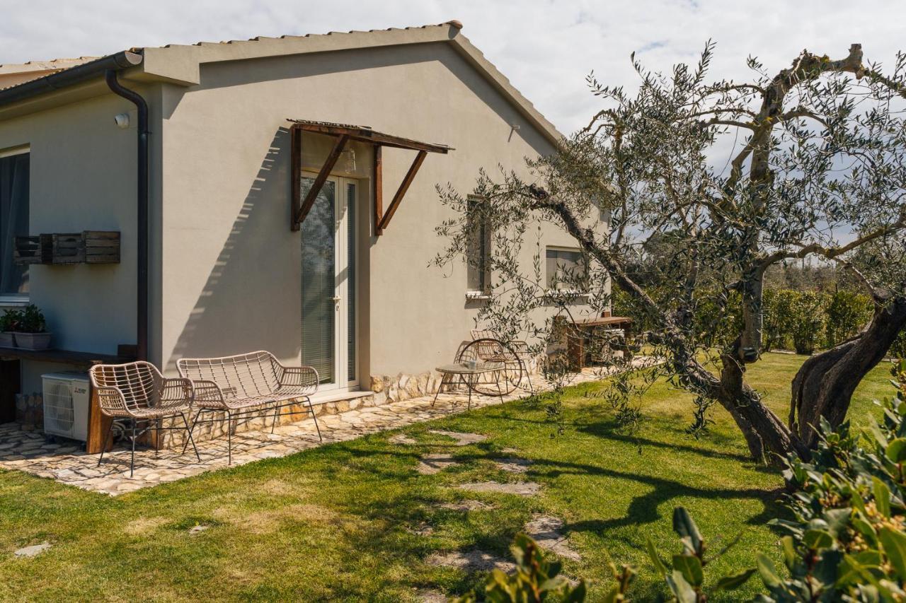 Agriturismo Sweet Cottage Marina di Grosseto Exteriör bild